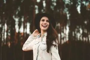 Dentist 60016 |  3 Ways to Fix a Chipped Tooth