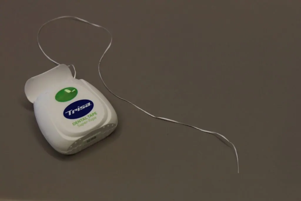 60016 Dentist