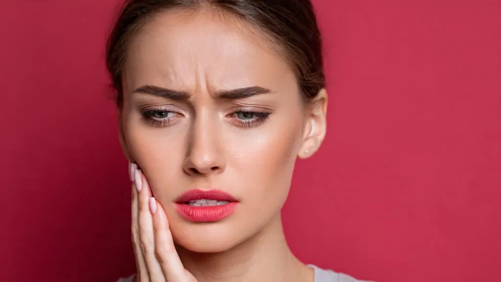 Toothache relief at Des Plaines Dental Studio