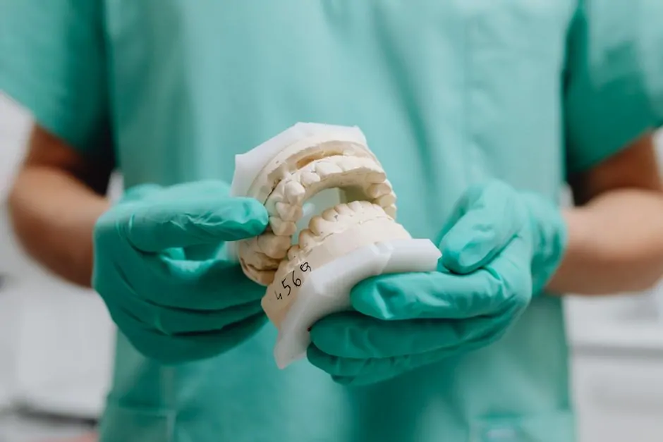 replacement molar cost
