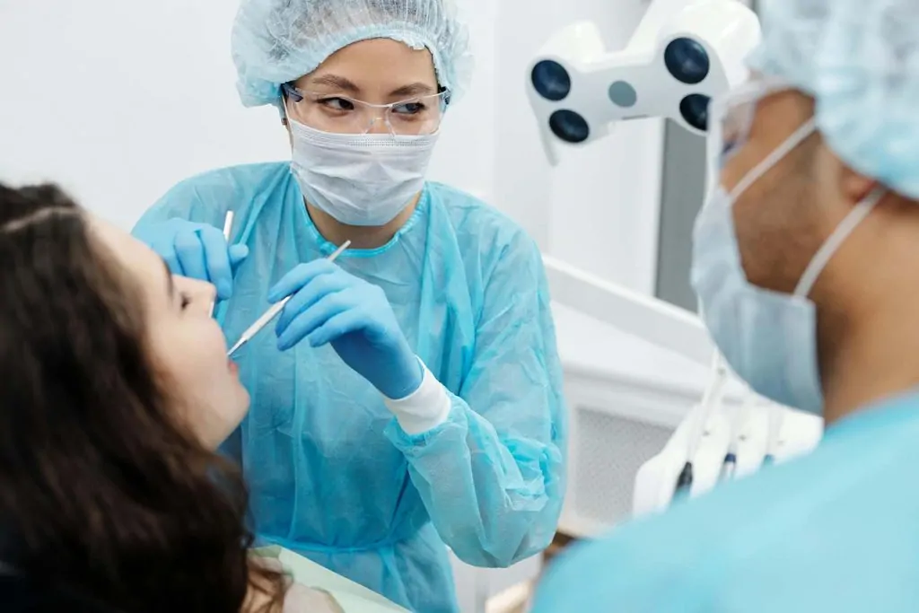 Dental consultation in Des Plaines