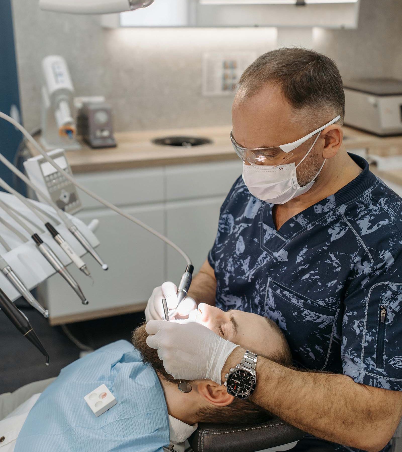 Searching for a good dentist near me? DP Dental Studio offers personalized care, advanced technology, and comprehensive services to keep your smile healthy and beautiful.