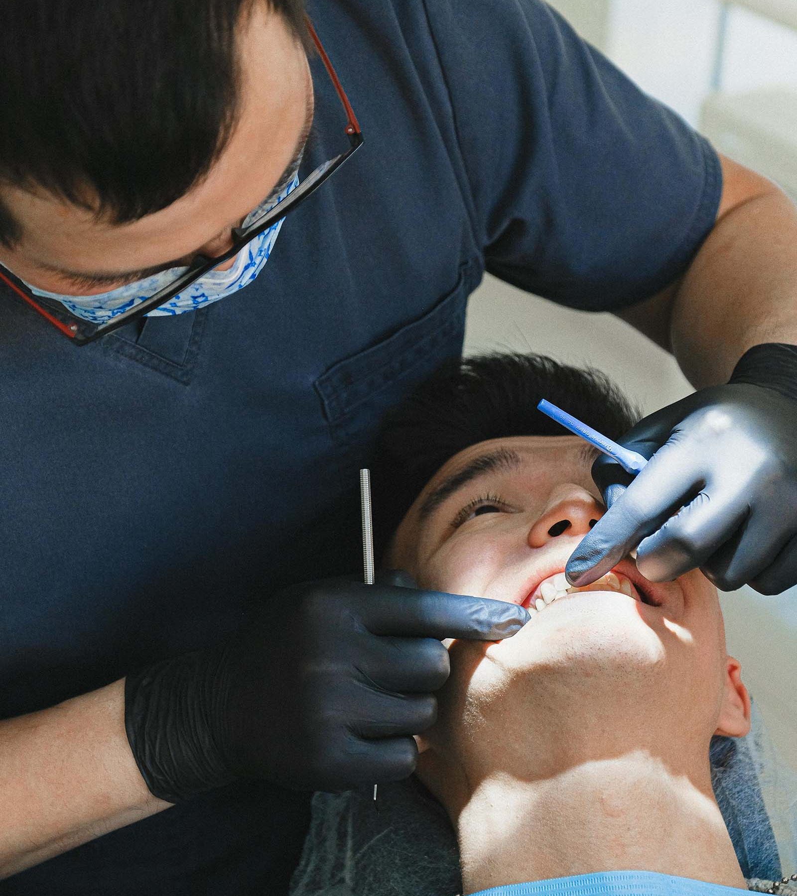 24 hour emergency dentist near me, professional emergency dentistry, dental pain management, reliable after-hours dentist, late-night dental services, chipped tooth treatment, dental swelling relief, emergency oral health care, compassionate dental services, trusted dental care