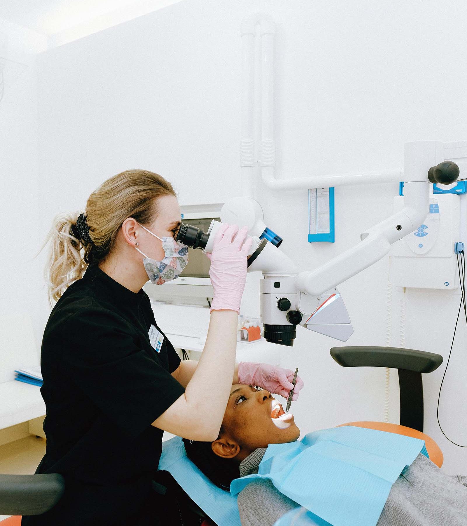 good dentist near me, expert dental services, professional dental care, cutting-edge dental technology, routine dental checkups, teeth whitening services, same-day crowns, dental health solutions, comfortable dental experience, reliable dentist nearby